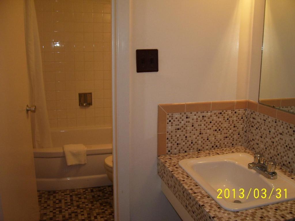 Crystal Inn Niagara Falls Rum bild